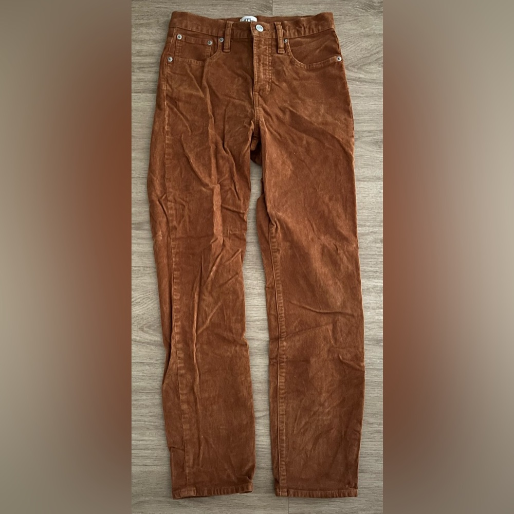 J Crew corduroy mustard pants comfy 26 pockets in front and back straight skinny